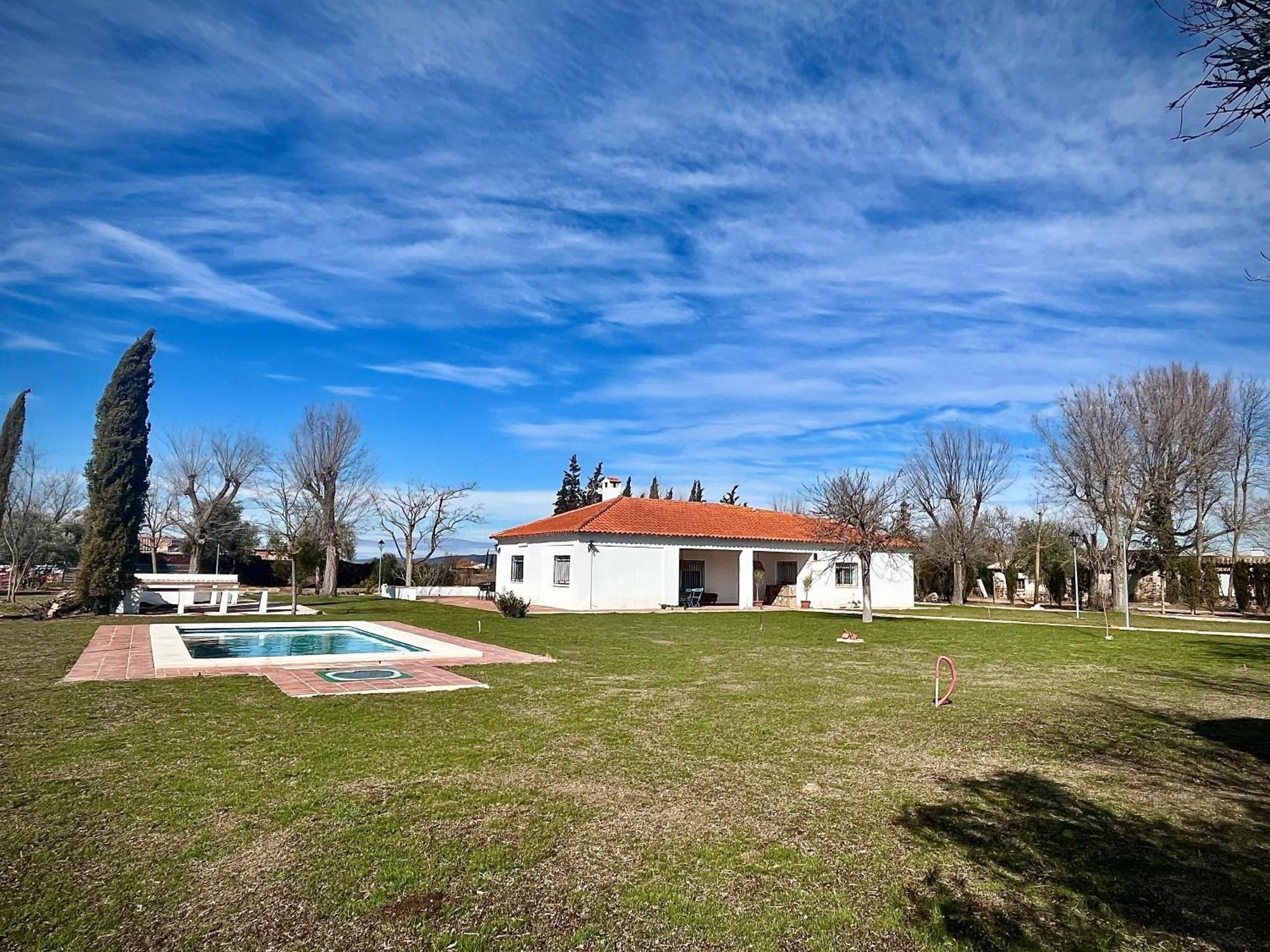 Argamasilla de Calatrava Villa Mercedes מראה חיצוני תמונה